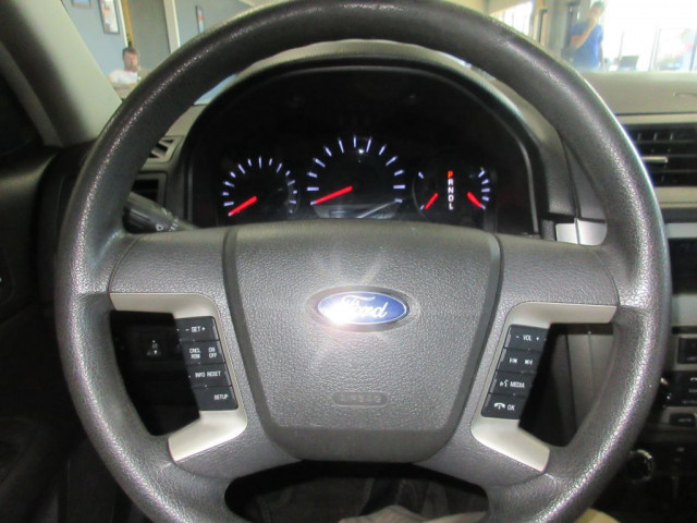 2012 FORD FUSION - Image 18
