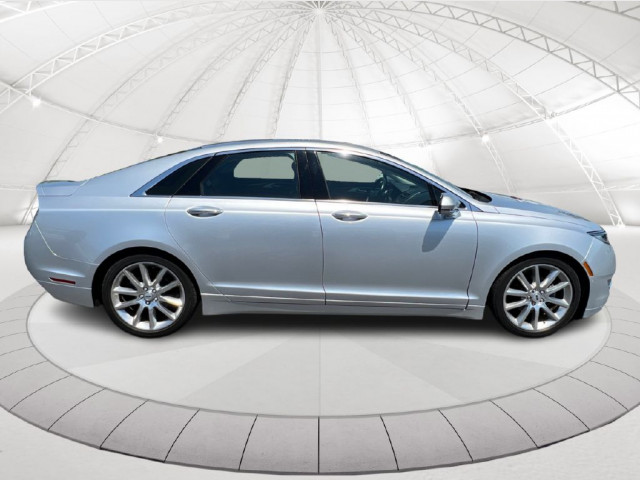 2016 LINCOLN MKZ - Image 2
